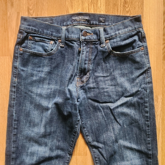 Lucky Brand 221 Straight Jeans - Picture 4 of 12